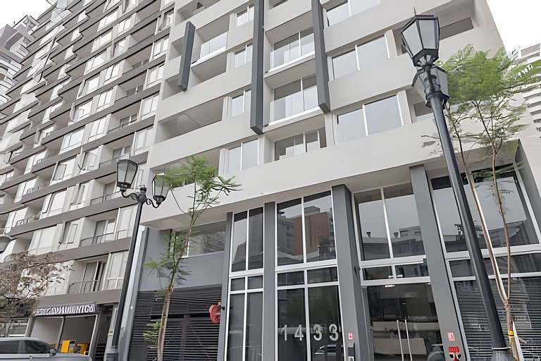 Moderno Departamento/2D2B Metro Santa Ana